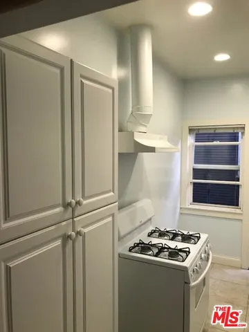 $1,925 | 1025 Locust Avenue, Unit 6, Long Beach, CA 90813