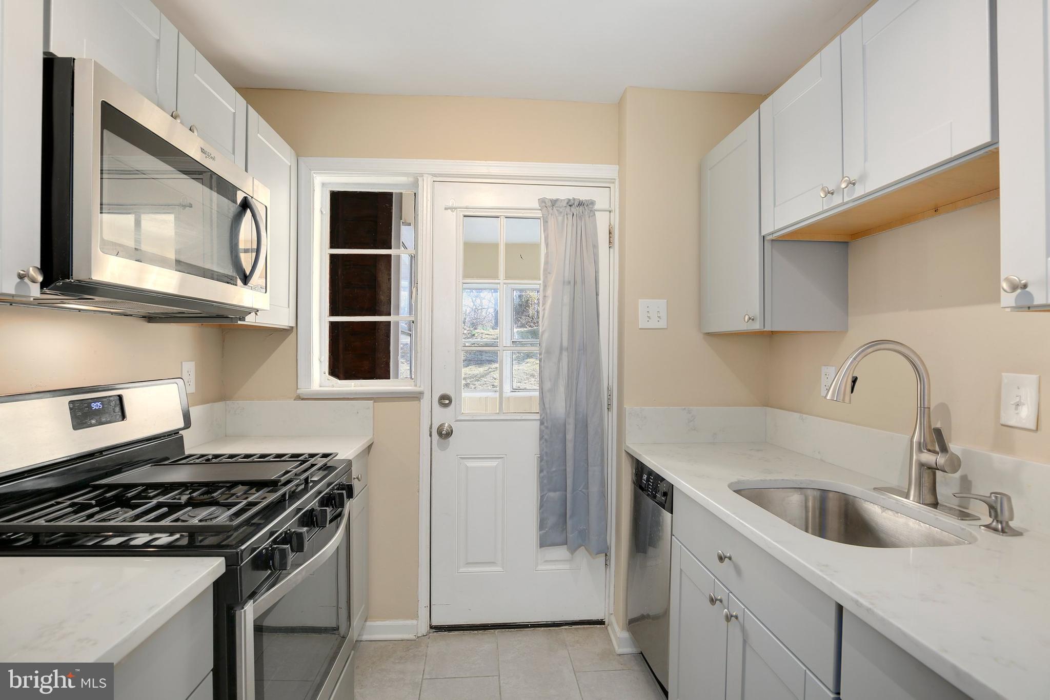 12061 Claridge Road Silver Spring, MD 20902 - Photo 12 of 35