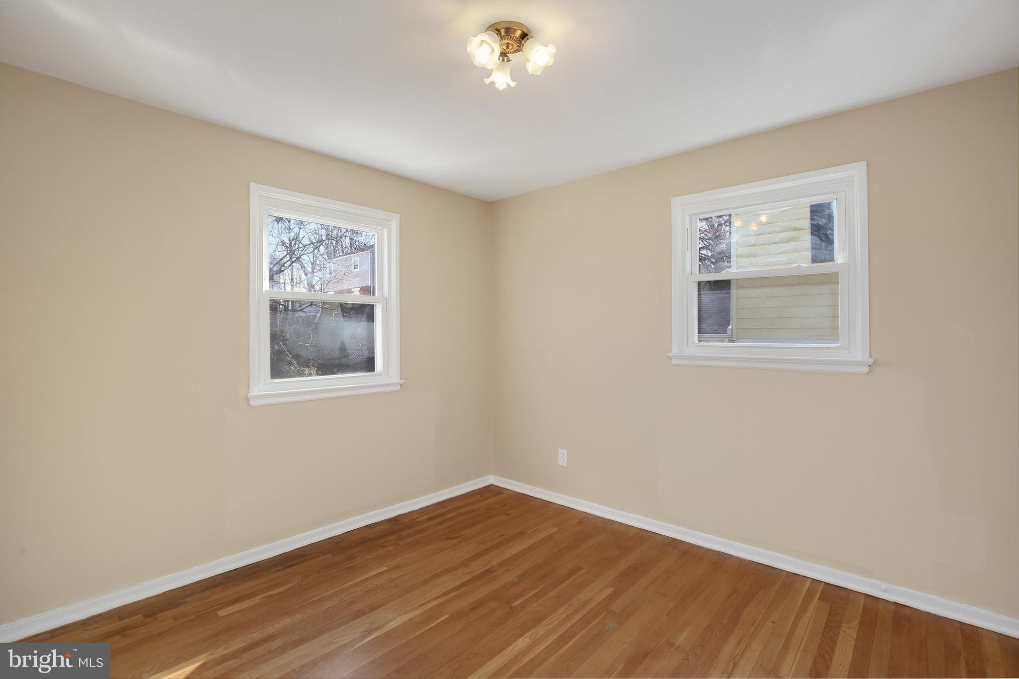 12061 Claridge Road Silver Spring, MD 20902 - Photo 17 of 35