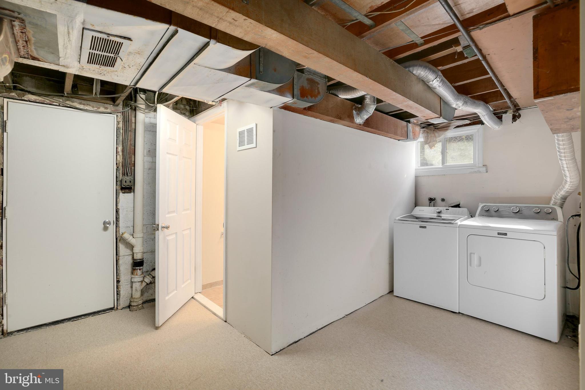 12061 Claridge Road Silver Spring, MD 20902 - Photo 29 of 35
