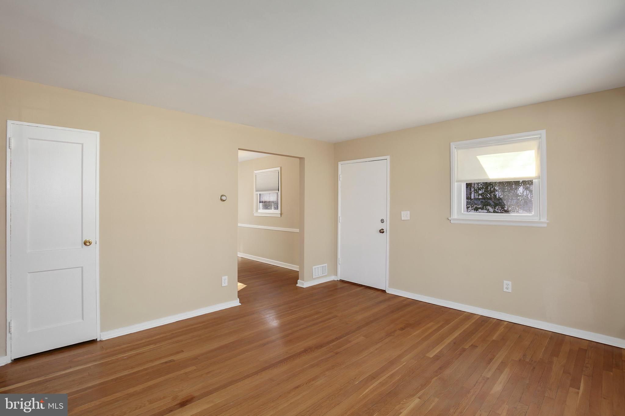 12061 Claridge Road Silver Spring, MD 20902 - Photo 6 of 35