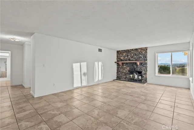 $4,850 | 10561 Alskog Street, Sun Valley, CA 91352