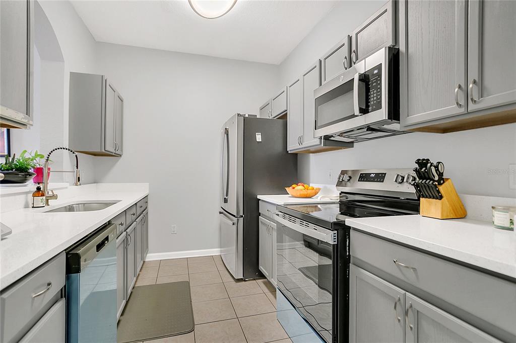 13512 Turtle Marsh Loop, Unit 720 Orlando, FL 32837 - Photo 2 of 26
