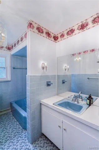 $199,900 | 4813 Seine Drive, Godfrey, IL 62035