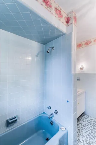 $199,900 | 4813 Seine Drive, Godfrey, IL 62035