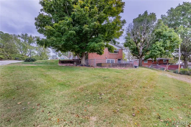 $199,900 | 4813 Seine Drive, Godfrey, IL 62035