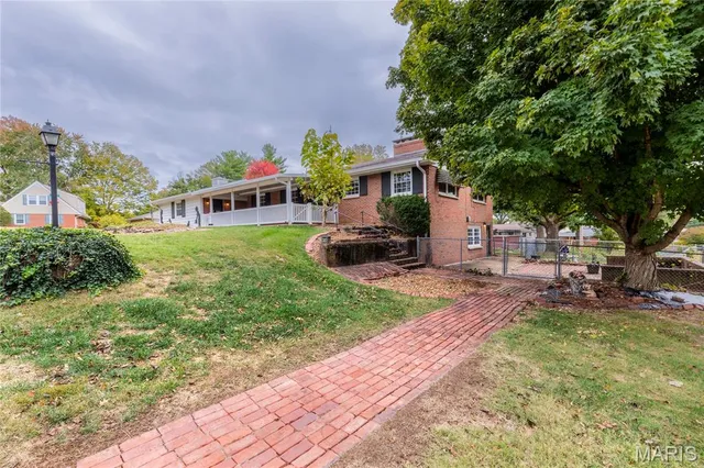 $199,900 | 4813 Seine Drive, Godfrey, IL 62035