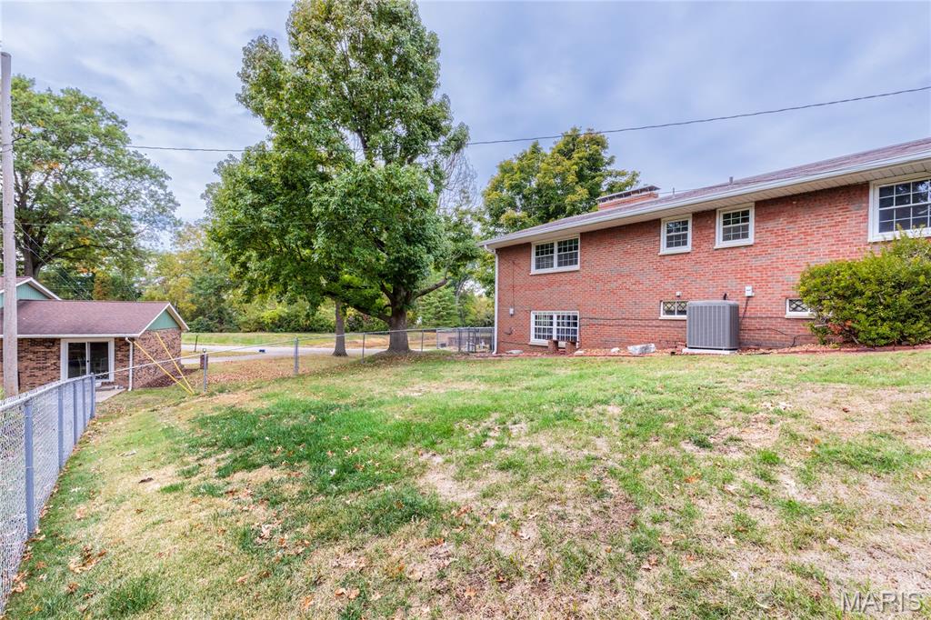 4813 Seine Drive Godfrey, IL 62035 - Photo 52 of 54