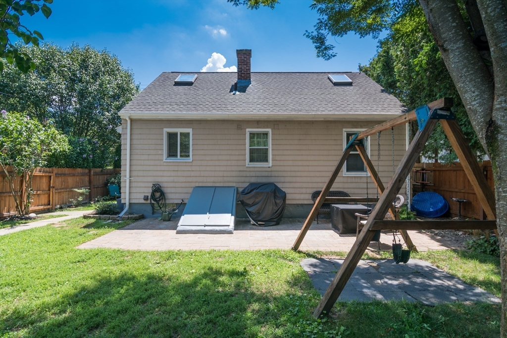 222 Plumtree Road Springfield, MA 01118 - Photo 20 of 22