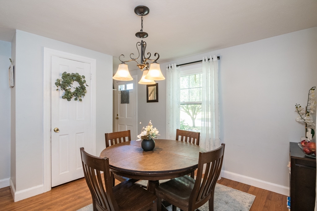 222 Plumtree Road Springfield, MA 01118 - Photo 8 of 22