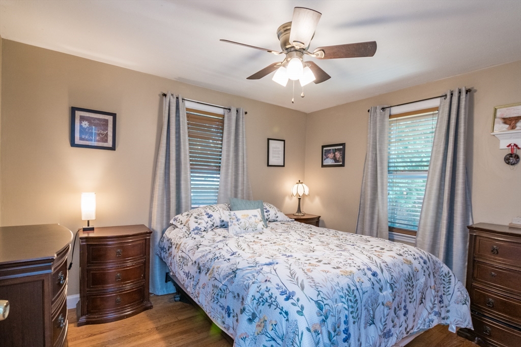 222 Plumtree Road Springfield, MA 01118 - Photo 9 of 22