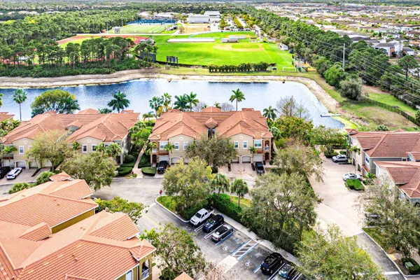 $4,000 | 4931 Bonsai Circle, Unit 201, Palm Beach Gardens, FL 33418