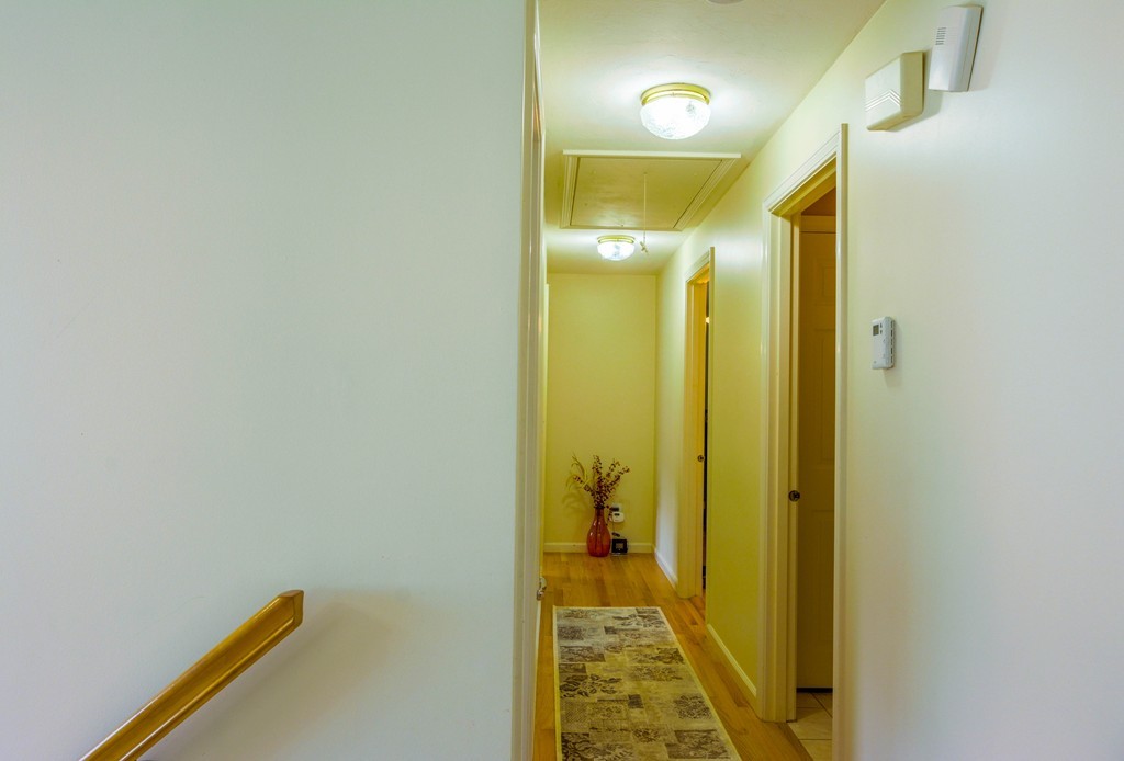 19 Sycamore Road Shrewsbury, MA 01545 - Photo 8 of 19 Gallery Image 8