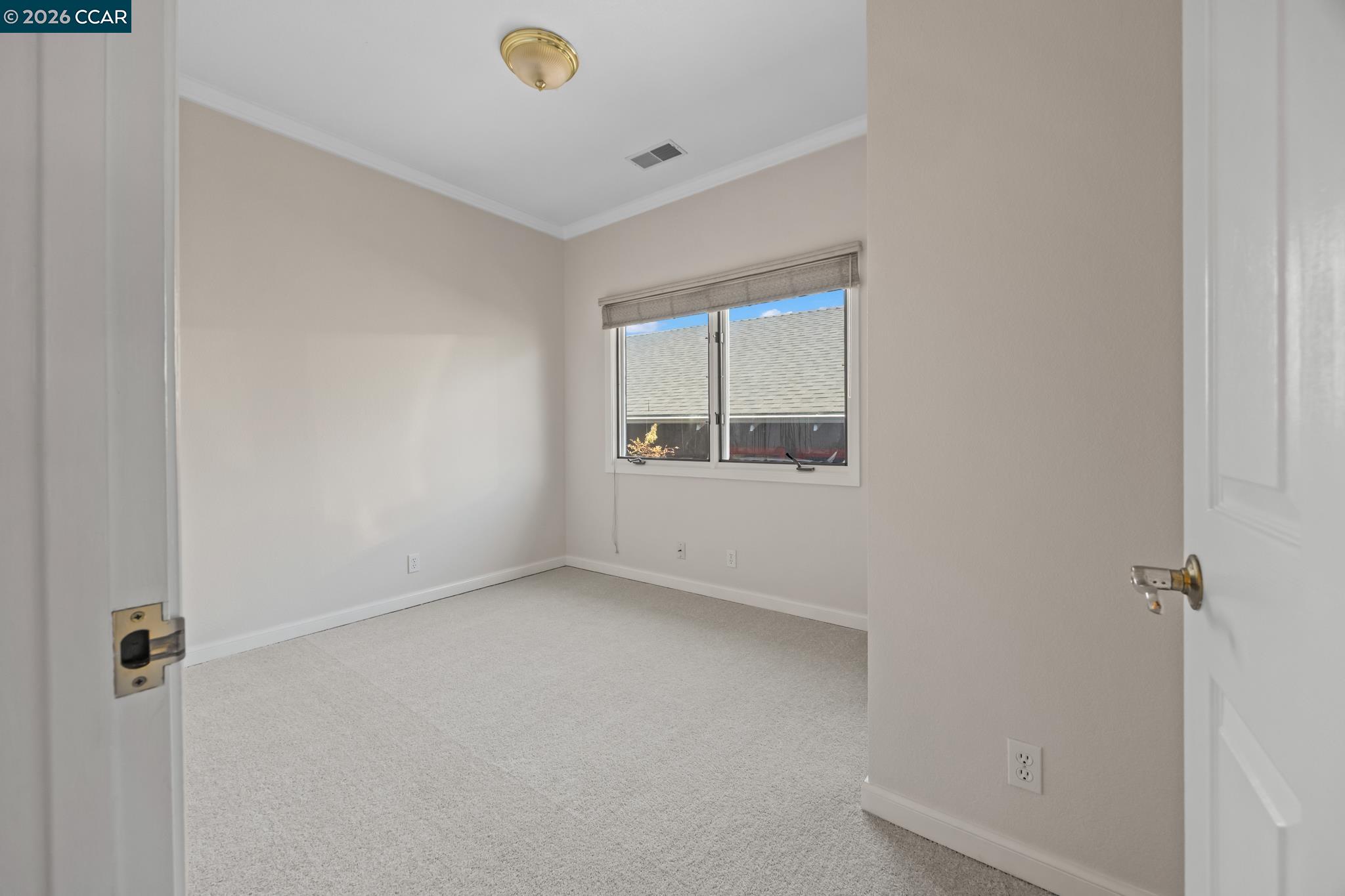 5910 Chabot Road Oakland, CA 94618 - Photo 17 of 45