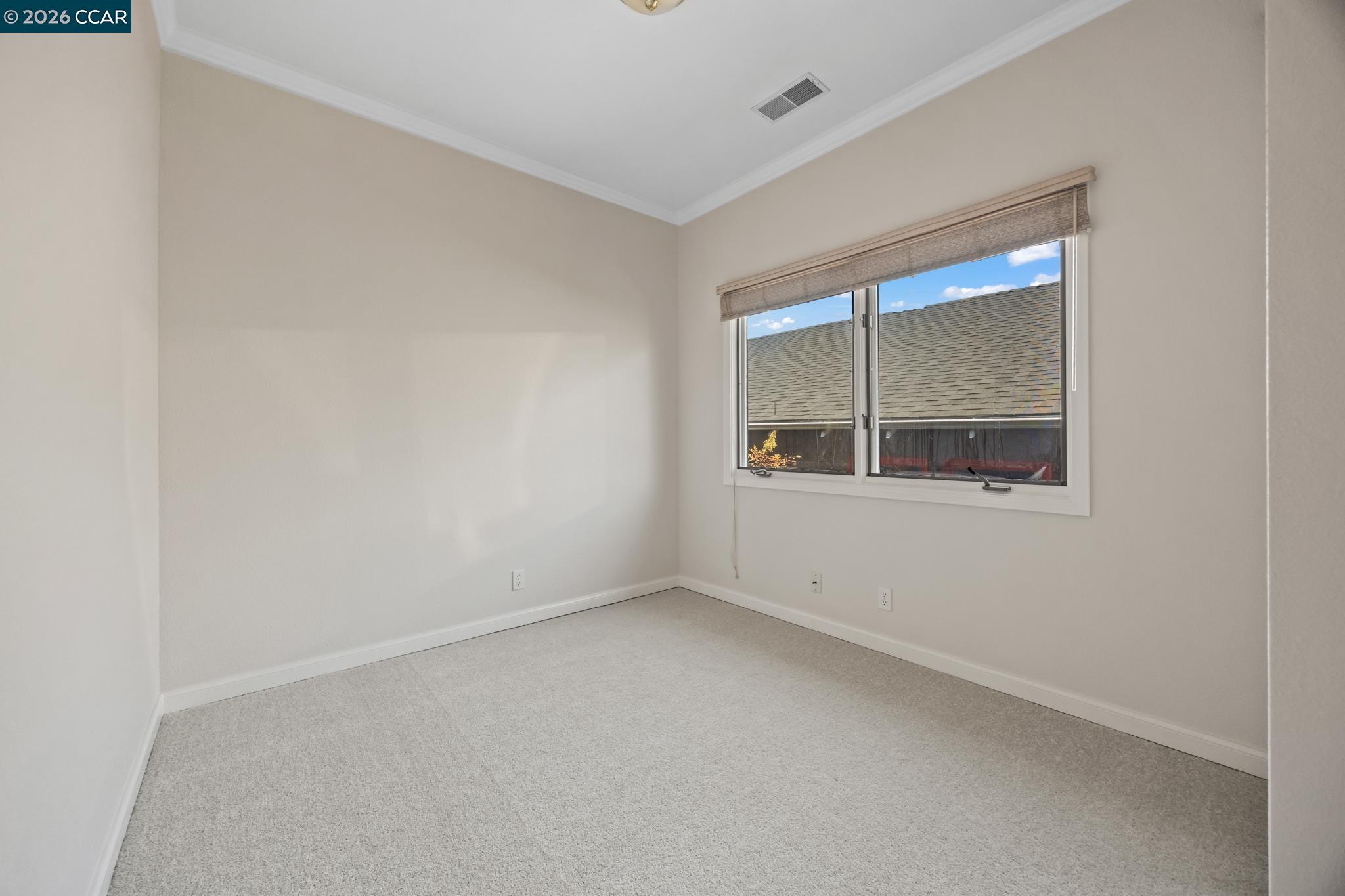 5910 Chabot Road Oakland, CA 94618 - Photo 18 of 45