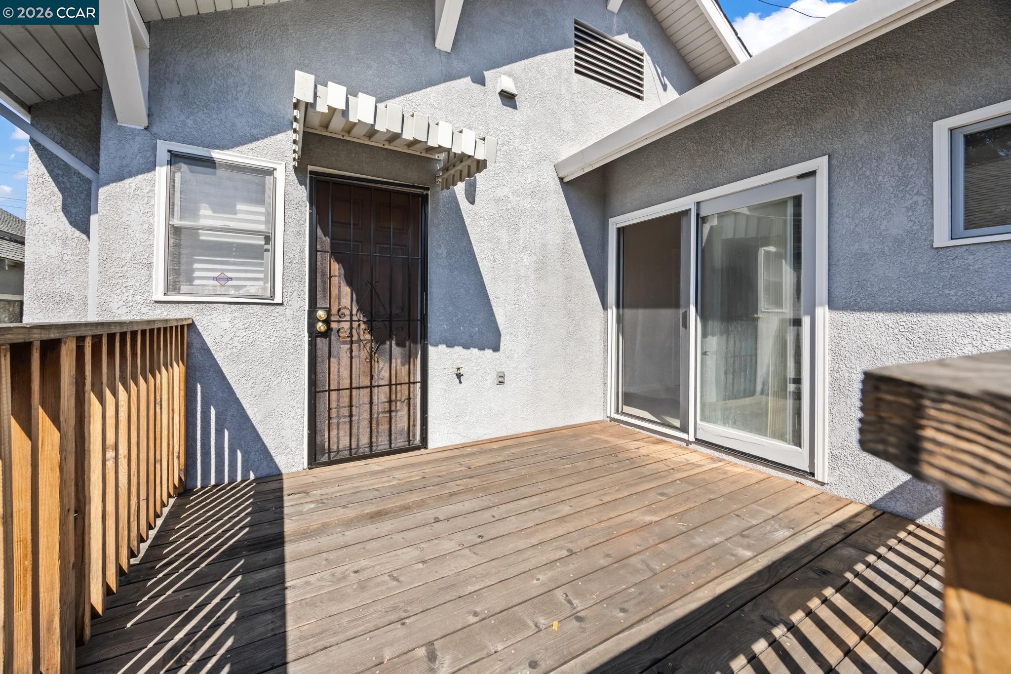 5910 Chabot Road Oakland, CA 94618 - Photo 21 of 45