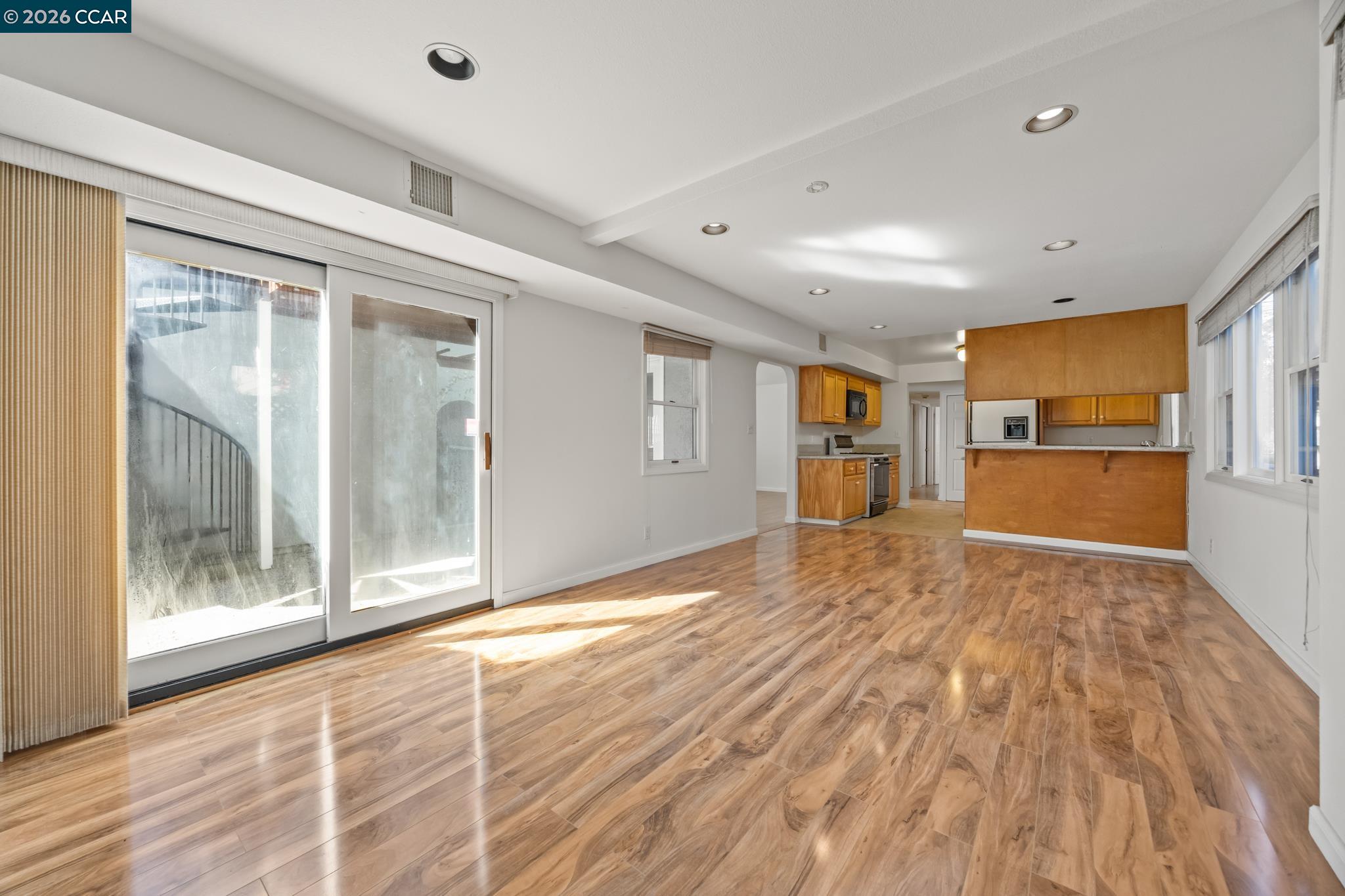 5910 Chabot Road Oakland, CA 94618 - Photo 31 of 45