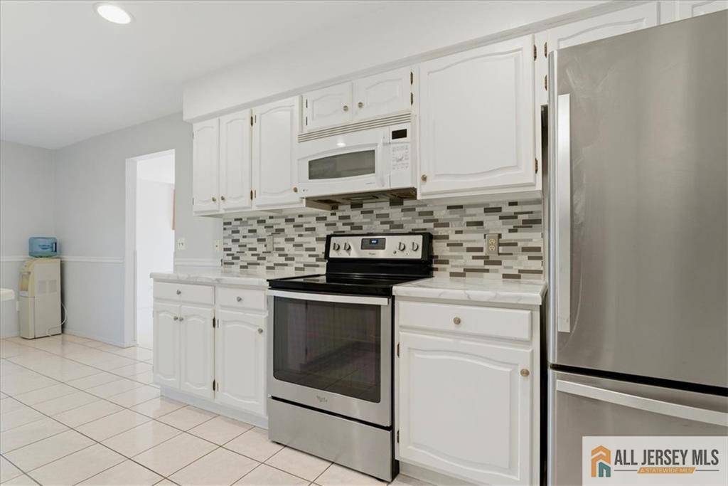 37 Giggleswick Way, Unit 37 Edison, NJ 08820 - Photo 19 of 52