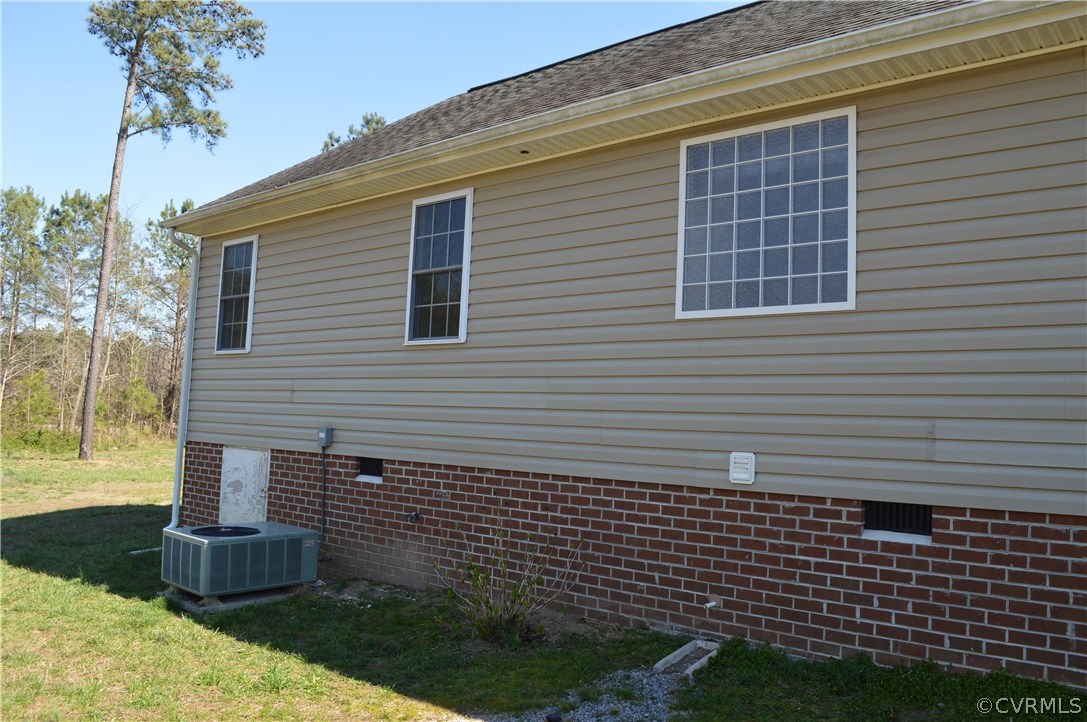 13114 Cox Road Church Road, VA 23833 - Photo 3 of 17 Gallery Image 3
