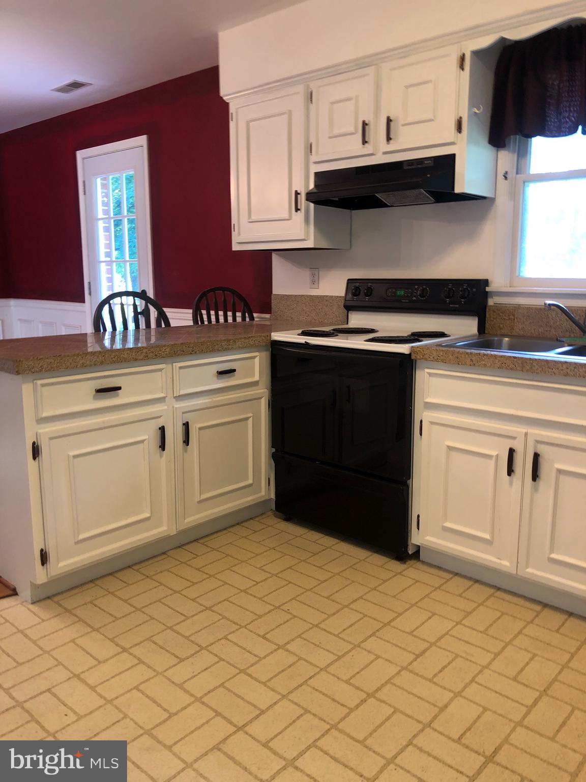 8497 Ingleton Road Easton, MD 21601 - Photo 9 of 29 Kitchen