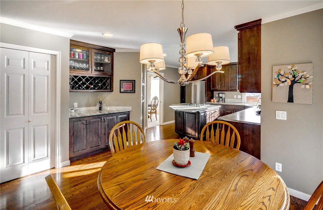 19218 Meridian Place West Bothell, WA 98012 - Photo 14 of 40