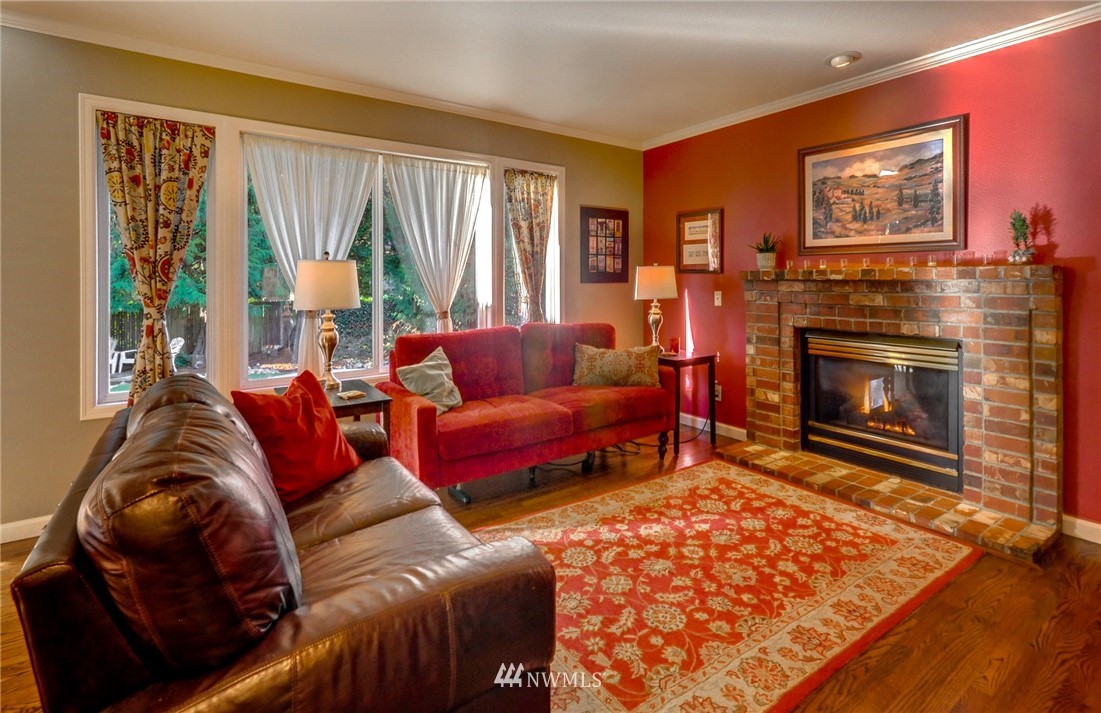 19218 Meridian Place West Bothell, WA 98012 - Photo 17 of 40