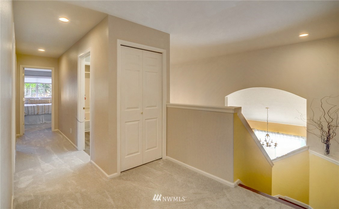 19218 Meridian Place West Bothell, WA 98012 - Photo 22 of 40