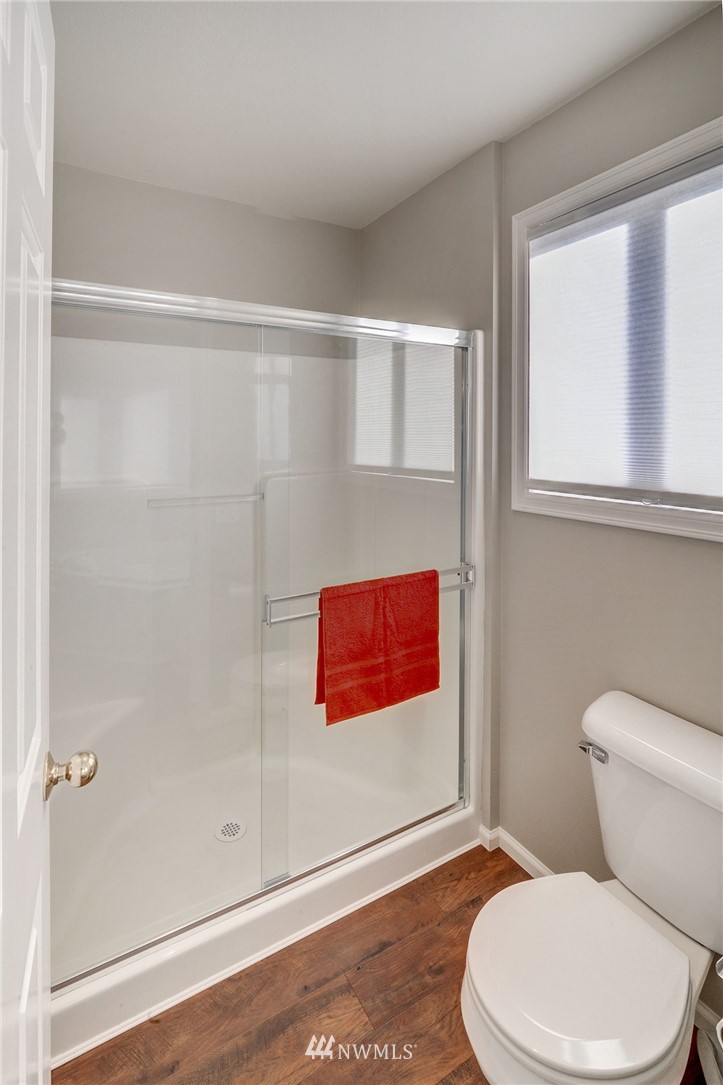 19218 Meridian Place West Bothell, WA 98012 - Photo 28 of 40