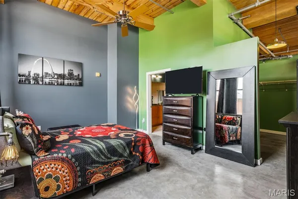 $300,000 | 901 Washington Avenue, Unit 309, St. Louis, MO 63101