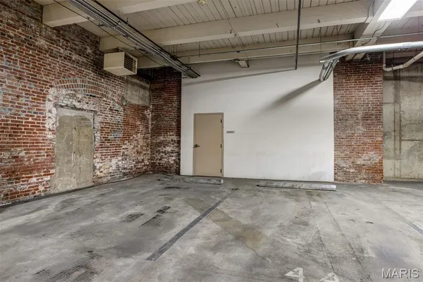 $300,000 | 901 Washington Avenue, Unit 309, St. Louis, MO 63101