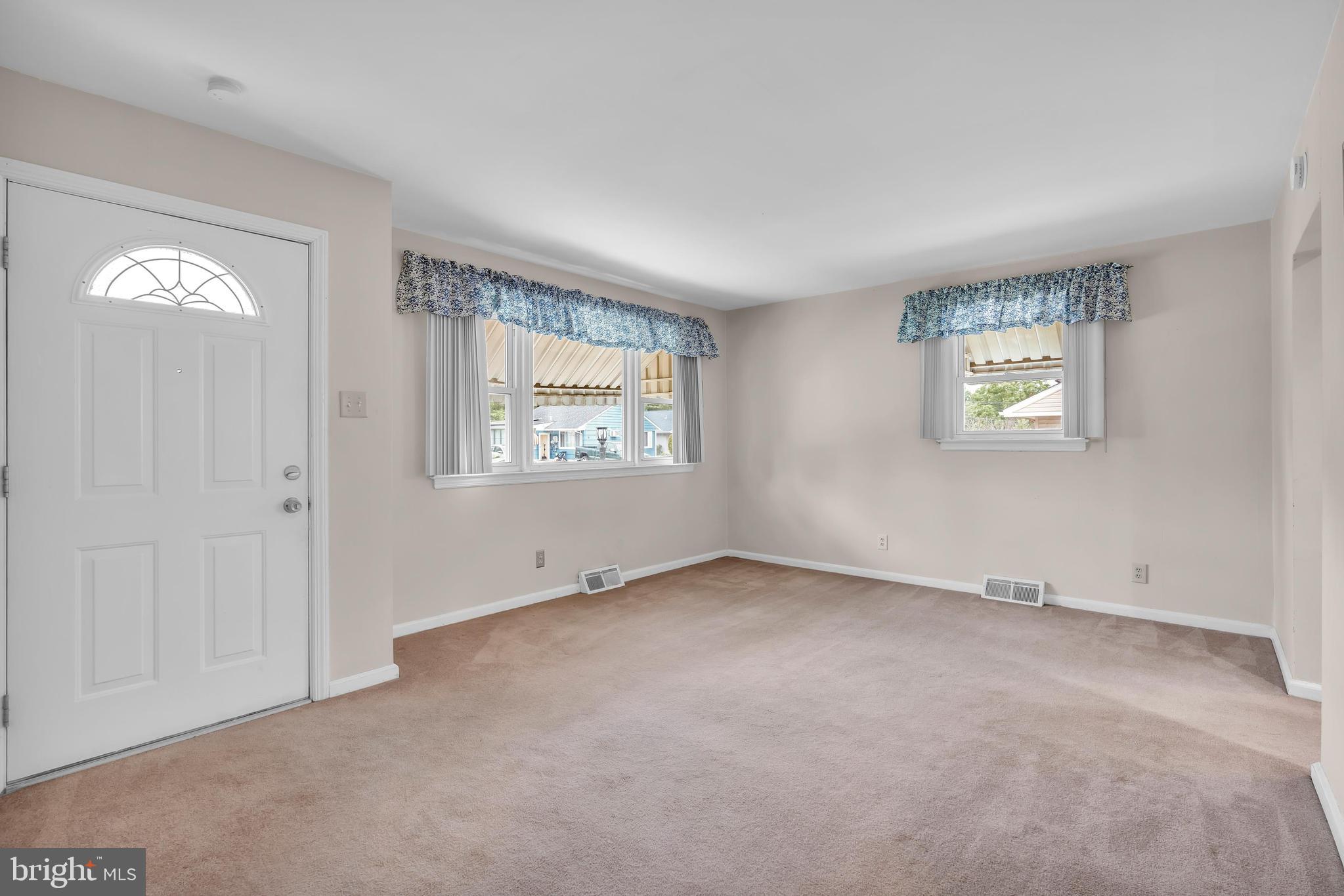 19 Paul Road Maple Shade, NJ 08052 - Photo 8 of 24
