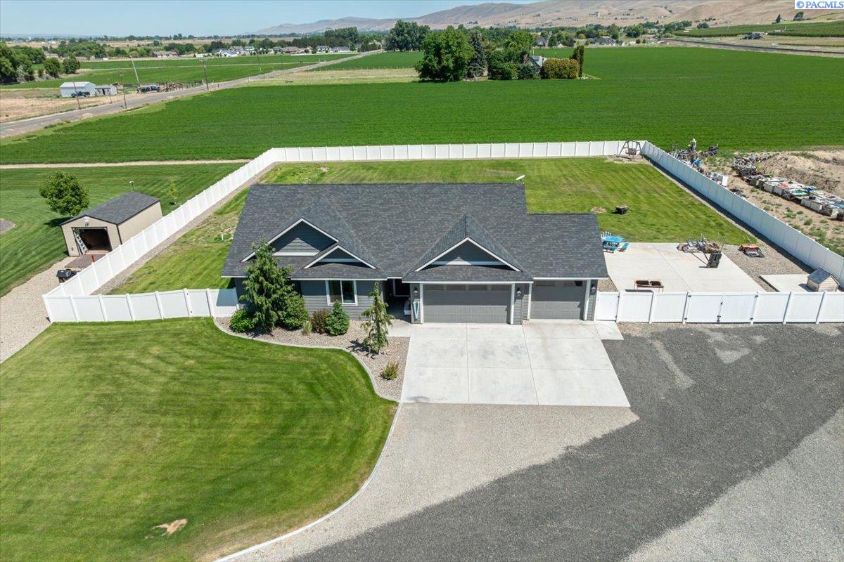 256 Byron Road Prosser, WA 99350 - Photo 2 of 34 Gallery Image 2