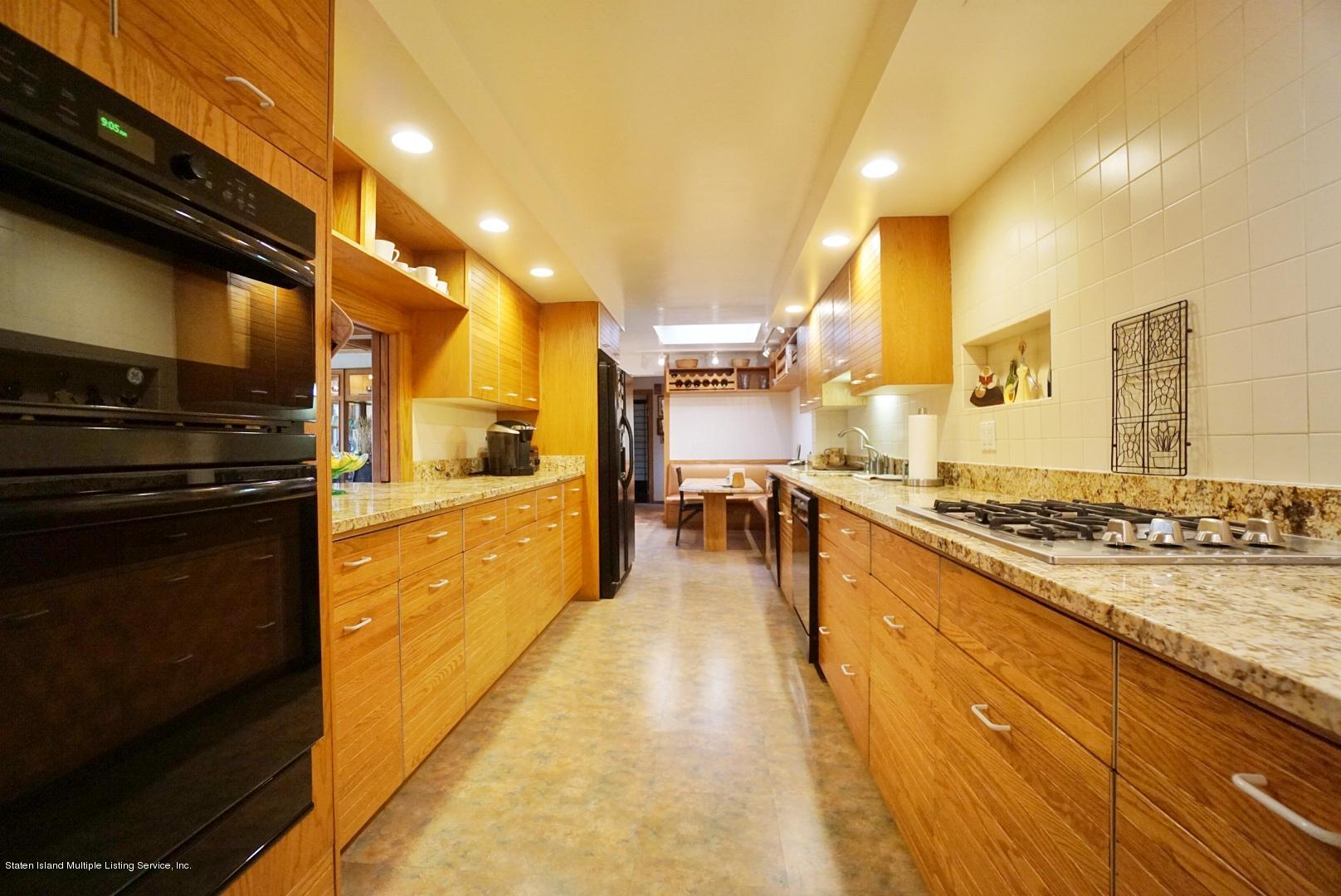 3461 Amboy Road, Unit 4A Staten Island, NY 10306 - Photo 10 of 34 Photo Nov 05, 10 03 10 AM