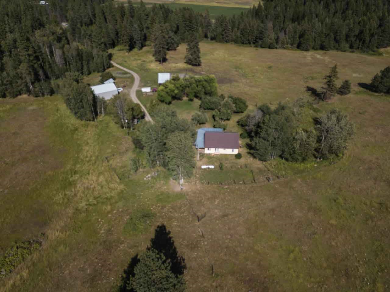 4095 Lumberg Road Springdale, WA 99173 - Photo 1 of 20