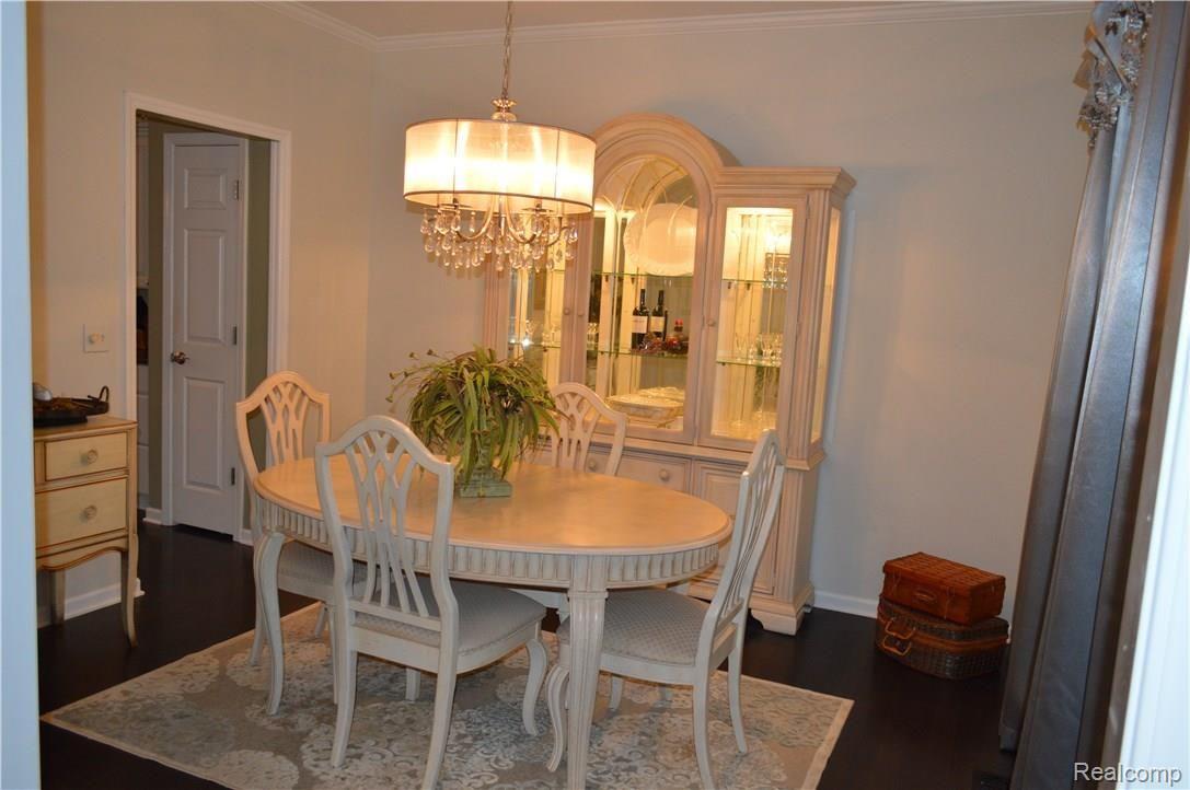 742 Caribou Court Rochester, MI 48307 - Photo 15 of 58 Formal Dining Room