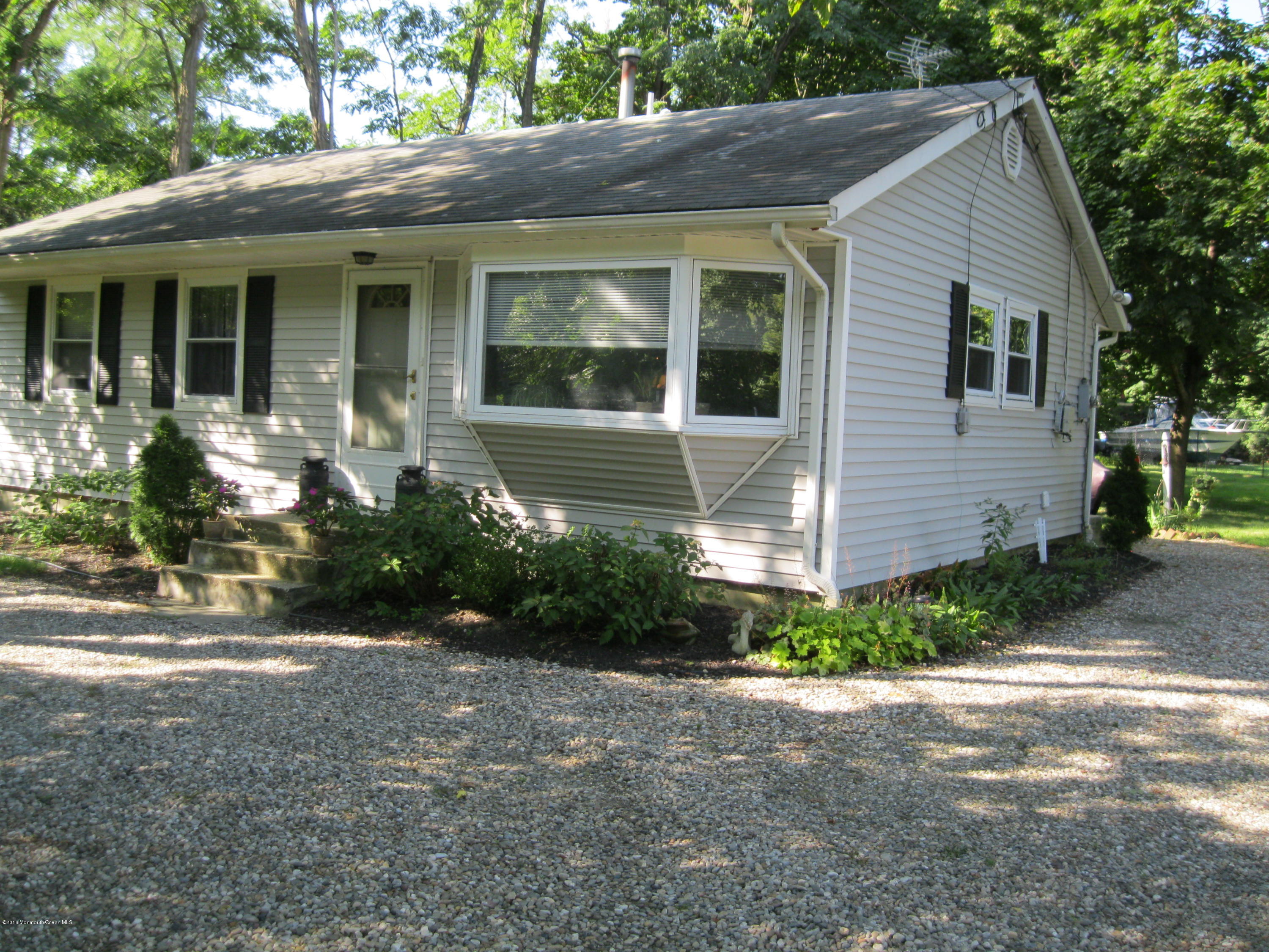 927 Wayside Road Tinton Falls, NJ 07712 - Photo 1 of 20 IMG_0301 - Copy