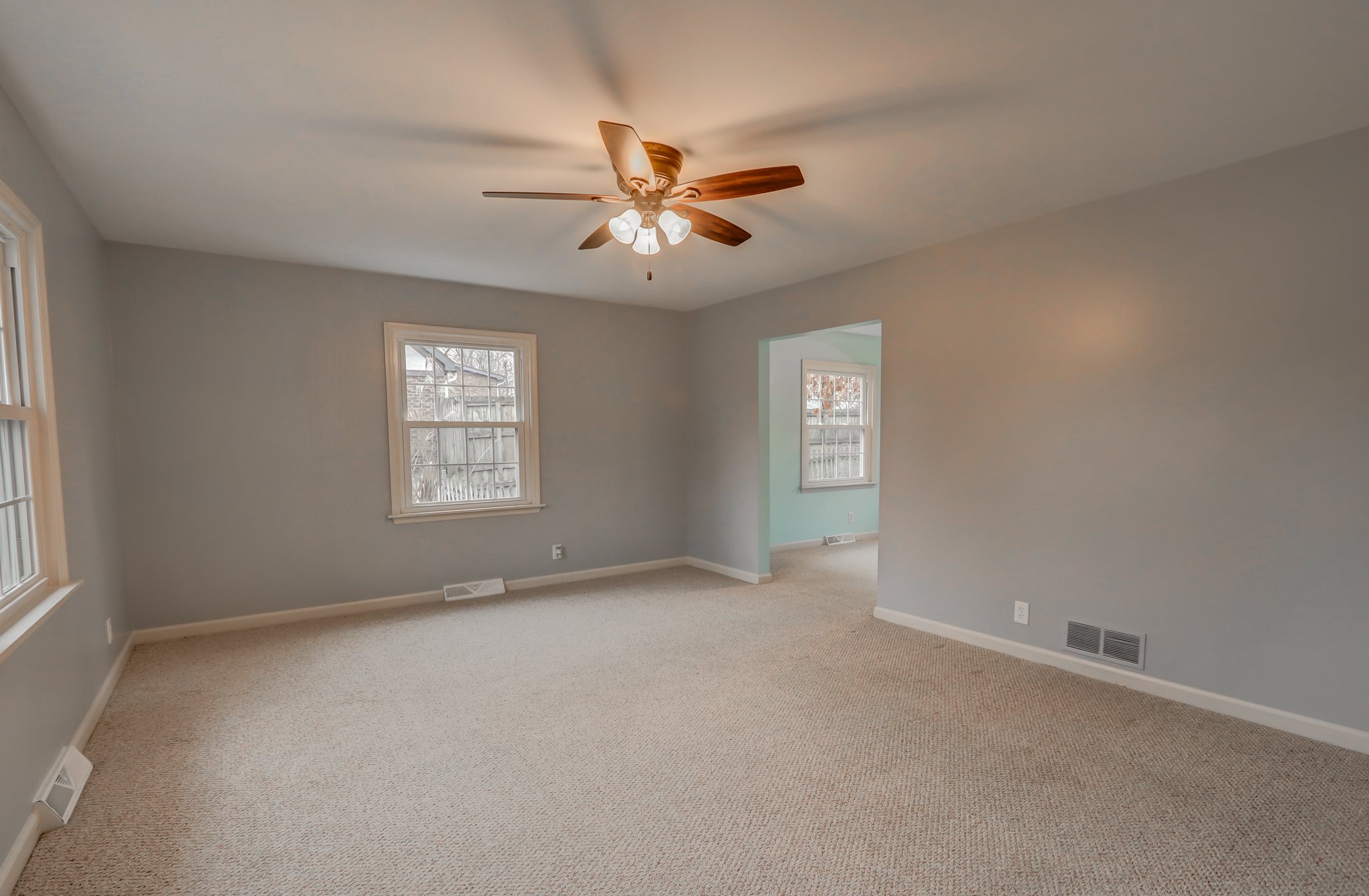 411 Kings Valley Road Evansville, IN 47711 - Photo 12 of 36 Gallery Image 12