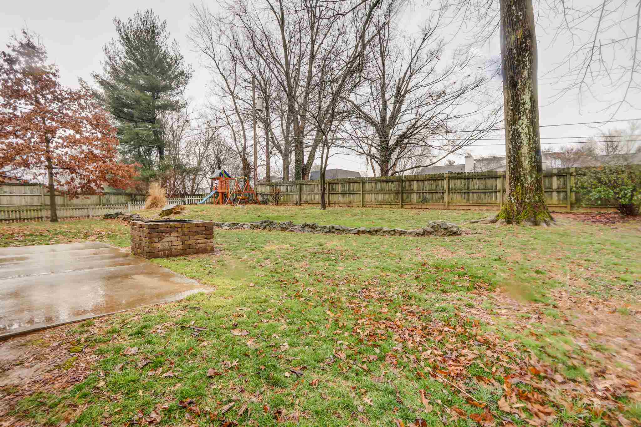 411 Kings Valley Road Evansville, IN 47711 - Photo 34 of 36 Gallery Image 34