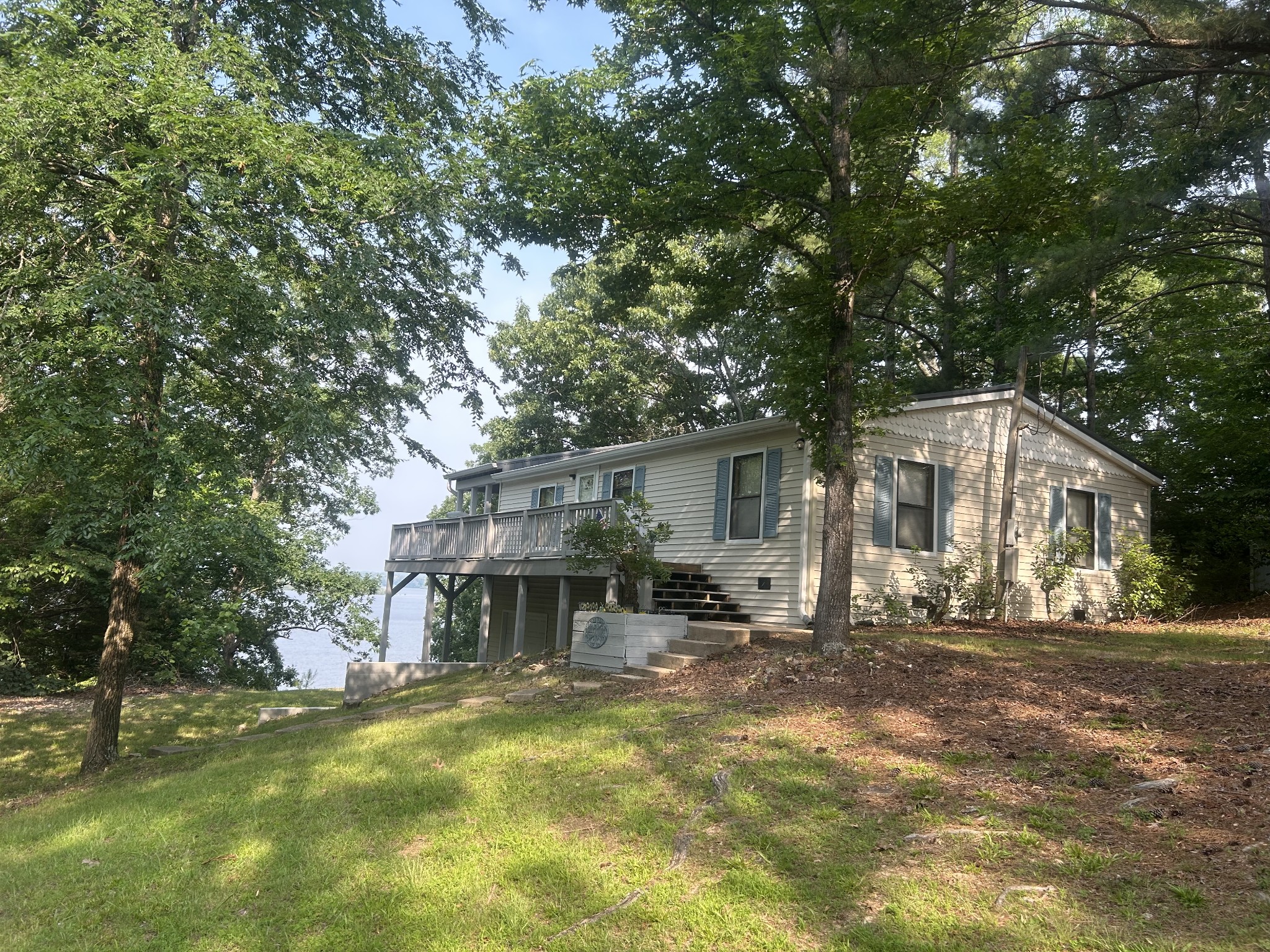 365 Bluff Road Big Sandy, TN 38221 - Photo 2 of 32 Gallery Image 2