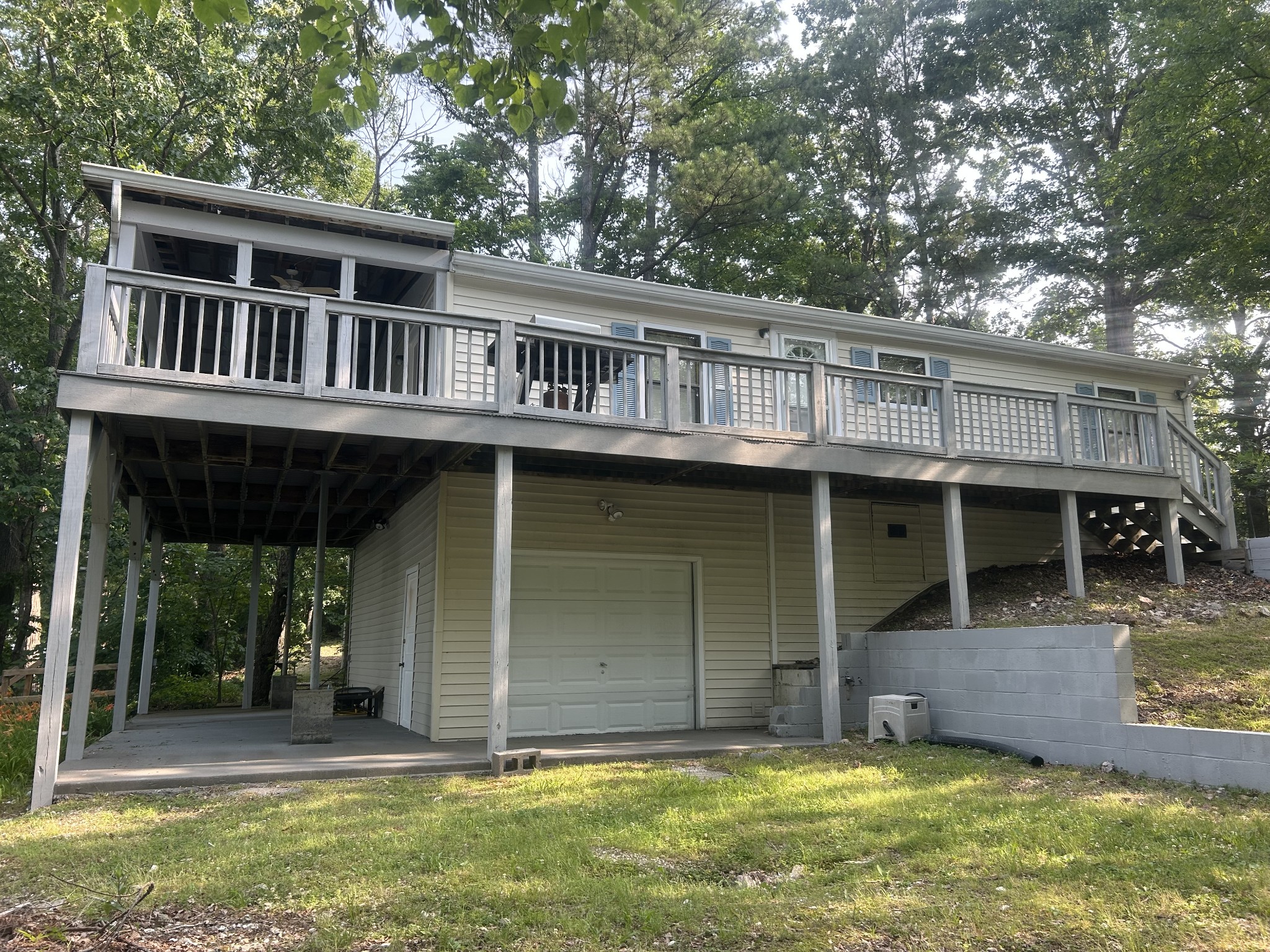 365 Bluff Road Big Sandy, TN 38221 - Photo 4 of 32 Gallery Image 4