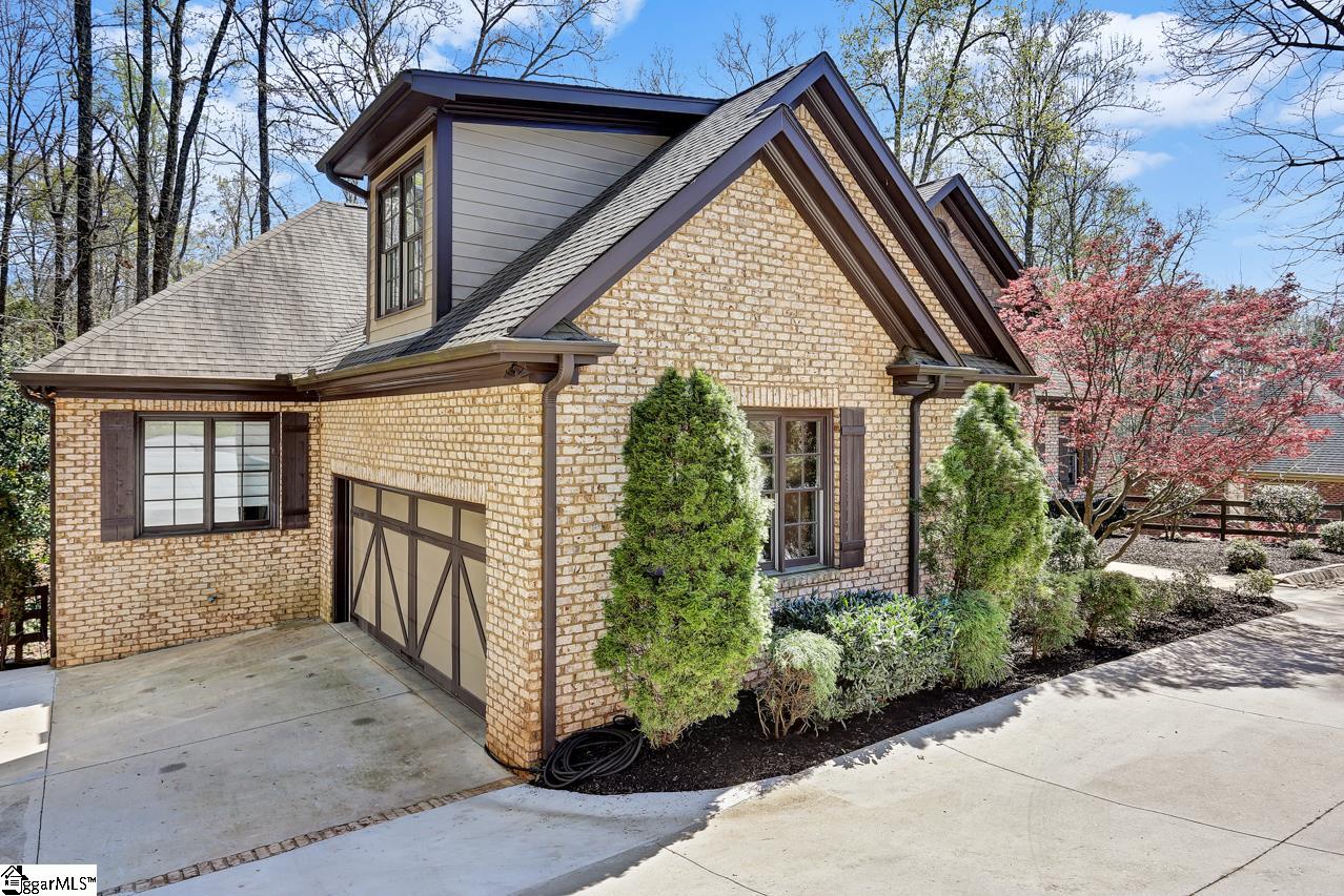2058 Cleveland St Extension Greenville, SC 29607 - Photo 34 of 36