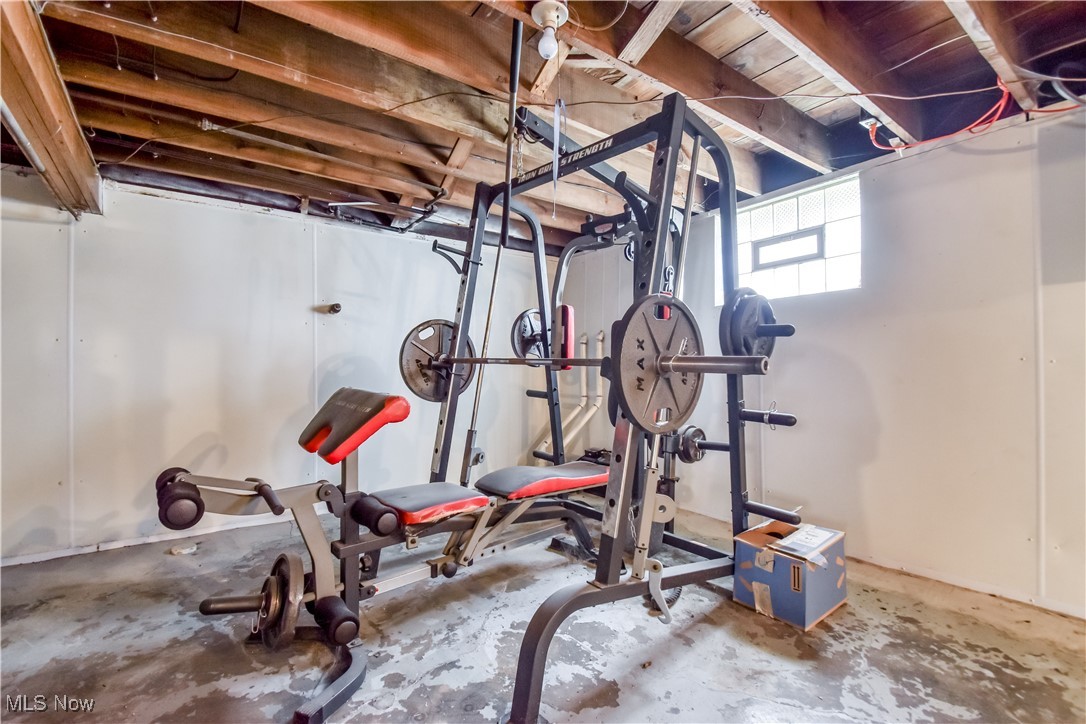 3733 East Antisdale Road Cleveland, OH 44118 - Photo 25 of 28 View of workout room