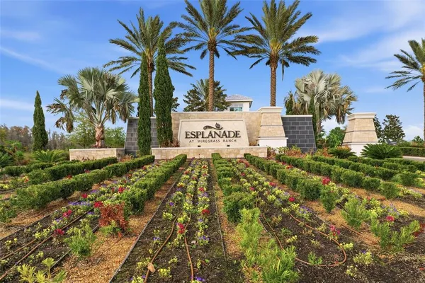 $400,000 | 29485 Velletri Lane, Wesley Chapel, FL 33543