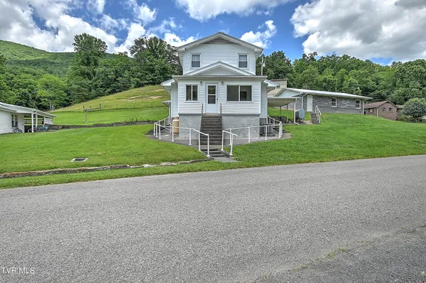 $315,700 | 289 Hilton Road, Gate City, VA 24251