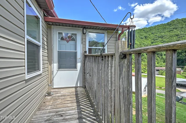 $315,700 | 289 Hilton Road, Gate City, VA 24251