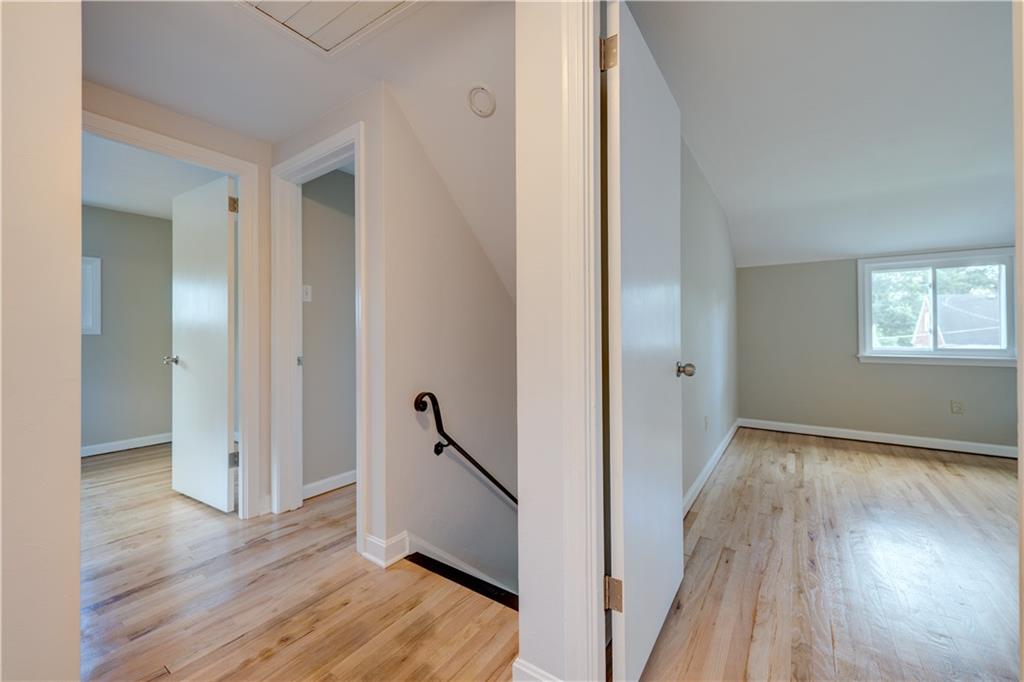 241 Hornaday Road Pittsburgh, PA 15210 - Photo 15 of 20 Gallery Image 15