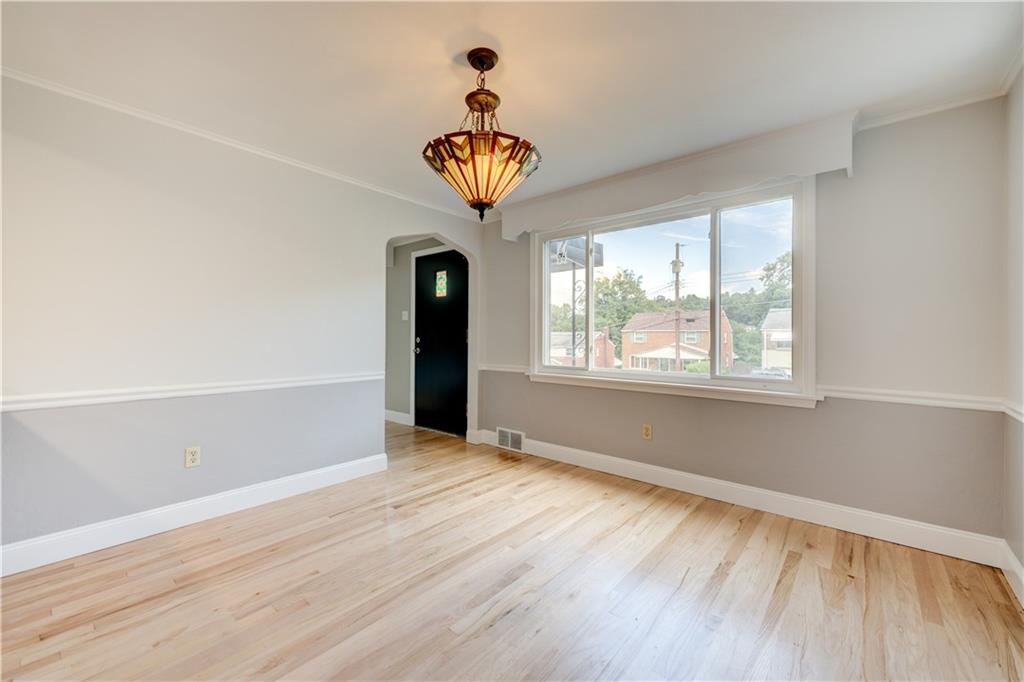 241 Hornaday Road Pittsburgh, PA 15210 - Photo 7 of 20 Gallery Image 7