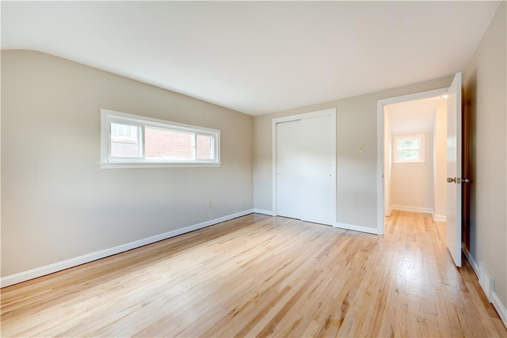241 Hornaday Road Pittsburgh, PA 15210 - Photo 10 of 20 Gallery Image 10