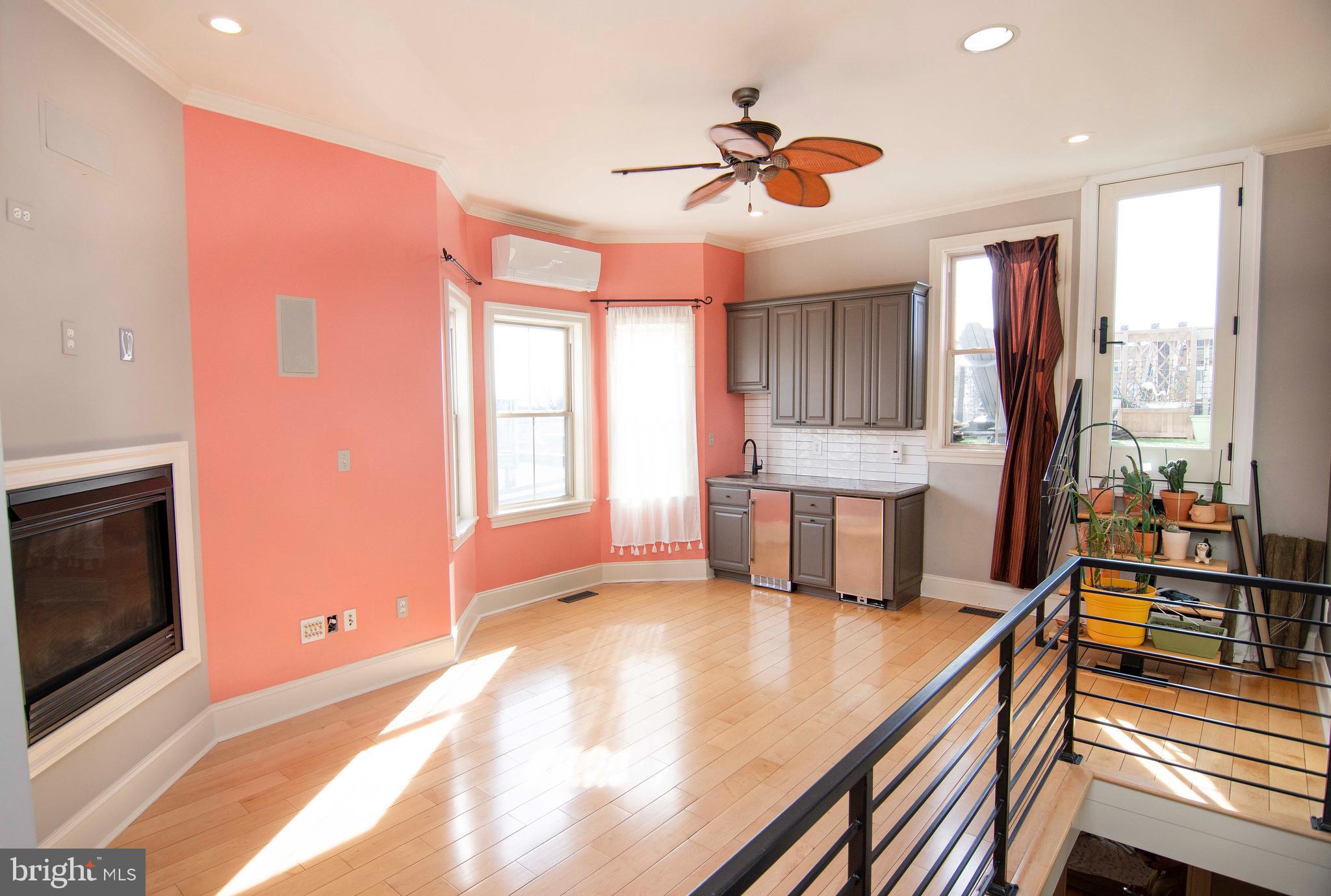 919 South Clinton Street Baltimore, MD 21224 - Photo 12 of 25