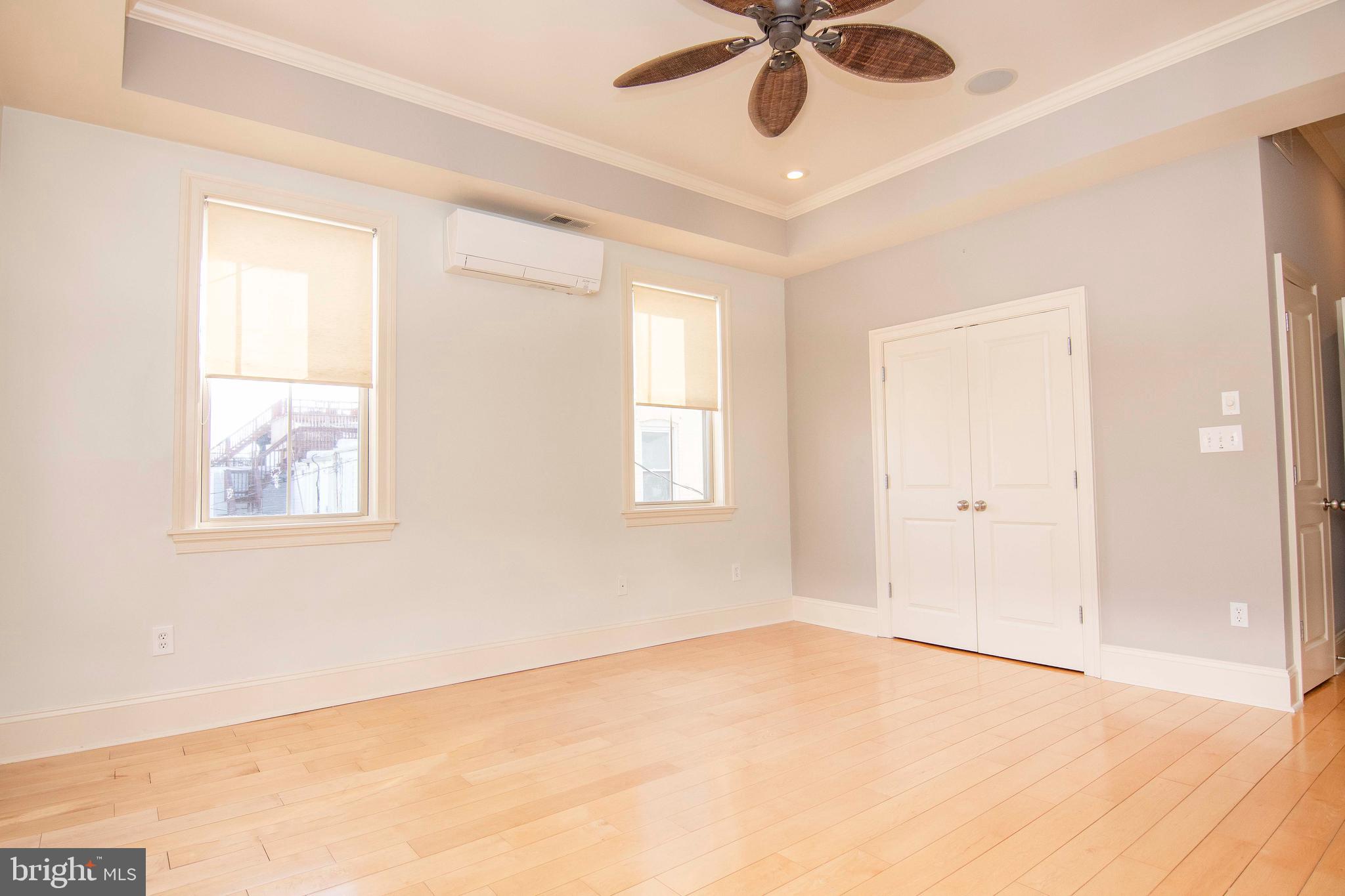 919 South Clinton Street Baltimore, MD 21224 - Photo 19 of 25